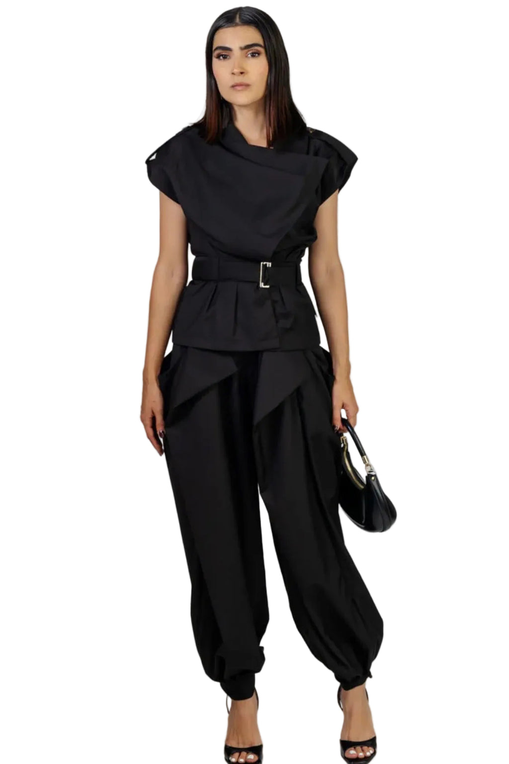 Conjunto urbano elegante negro
