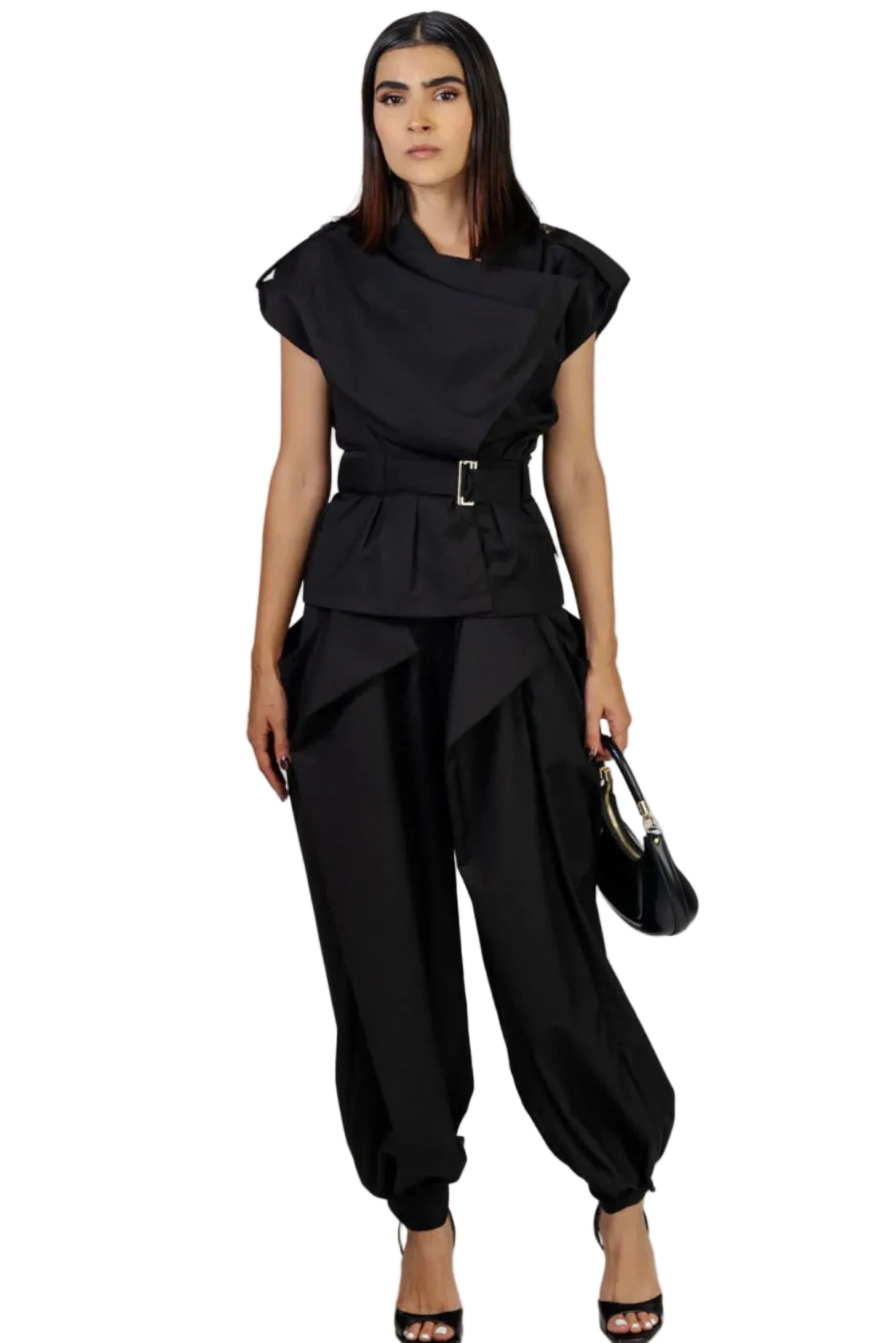 Conjunto urbano elegante negro