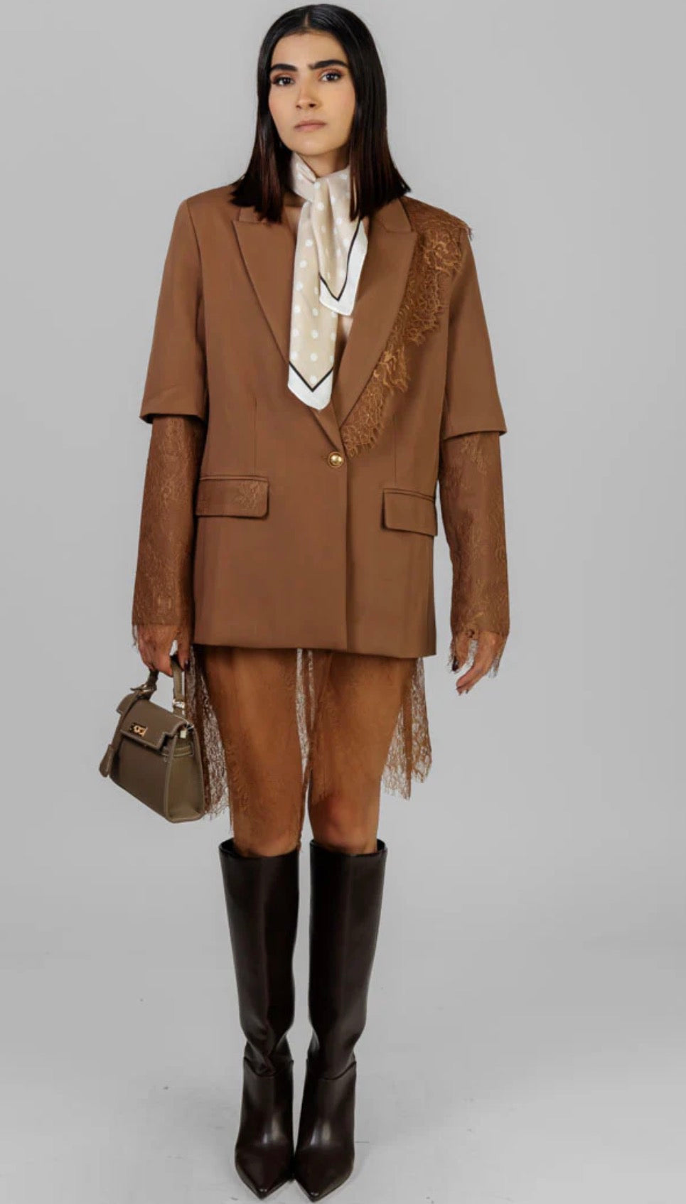 VESTIDO BLAZER CON ENCAJE